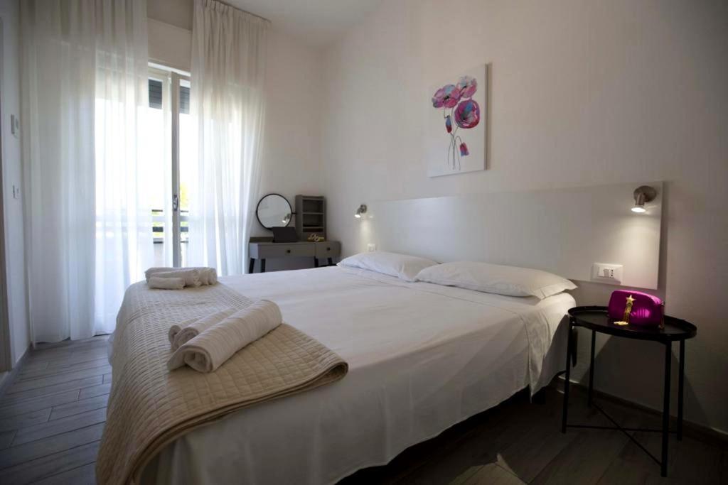 Hotel Elite Cervia Exteriör bild