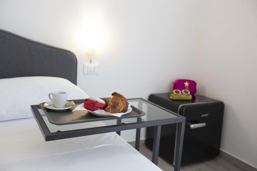 Hotel Elite Cervia Exteriör bild