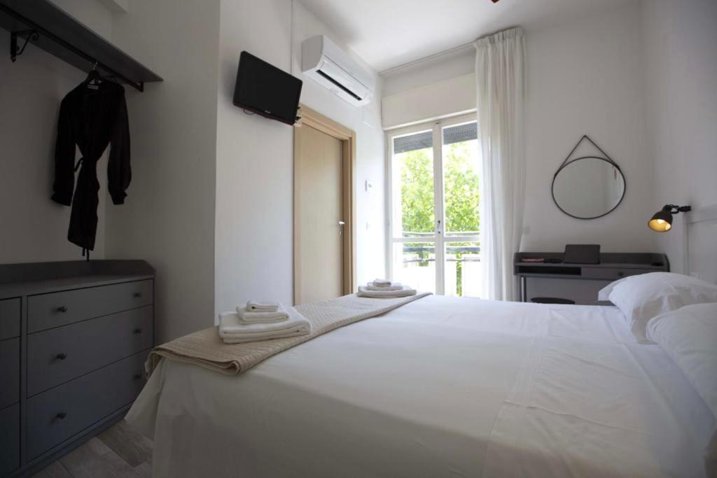 Hotel Elite Cervia Exteriör bild