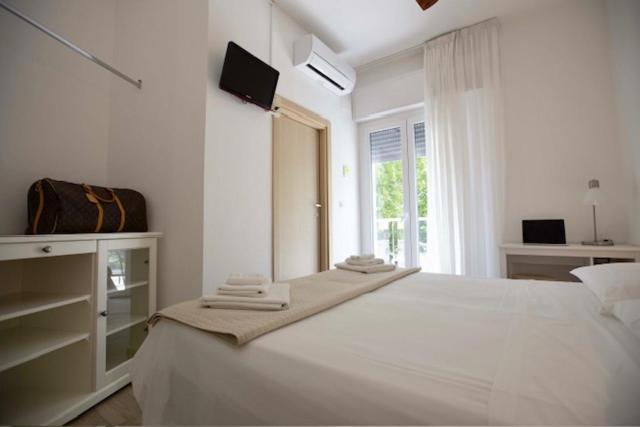 Hotel Elite Cervia Exteriör bild