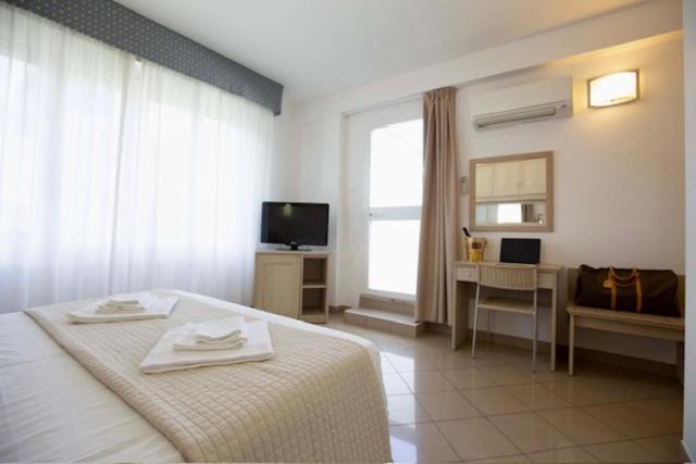 Hotel Elite Cervia Exteriör bild